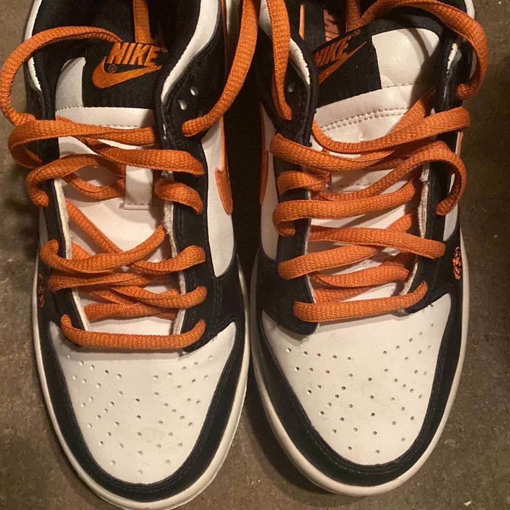 Nike Dunks - Picture 5 of 5